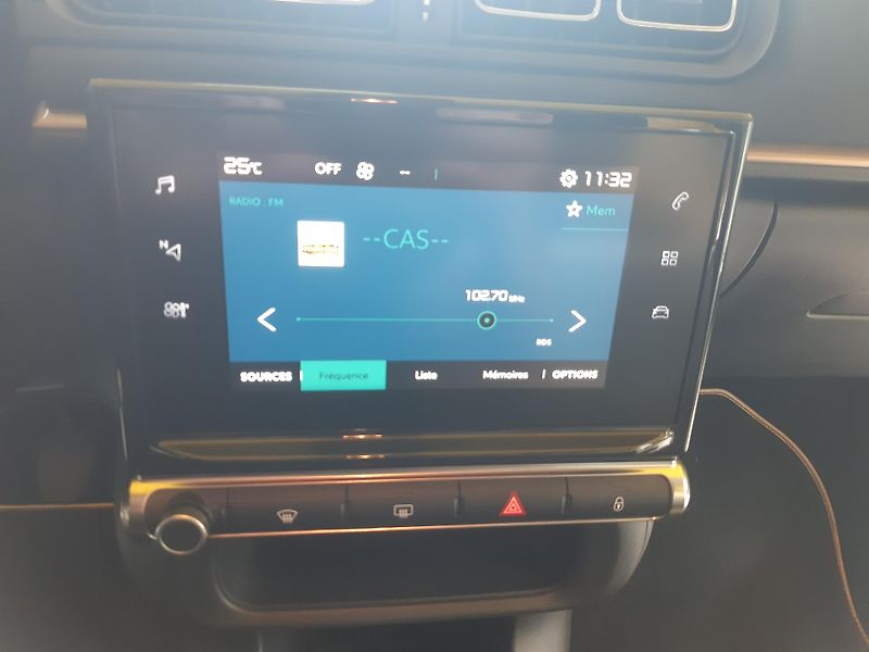 Citroën C3 1.2 i PureTech DigiKlima - fotka 10 z 22