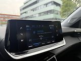 Peugeot 2008 (2023) ALLURE PACK PureTech 130k MAN6 - náhled 22