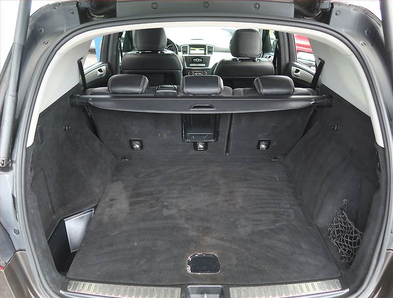 Mercedes-Benz Třídy M (2011) ML 250 BlueTEC, 4X4, Automat - fotka 14 z 20