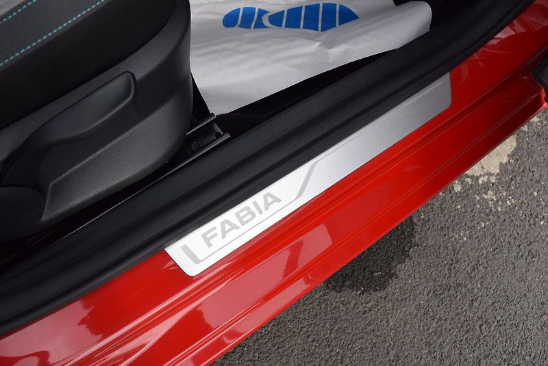 Škoda Fabia (2016) 1.2TSI 66kw AMBITION TAŽN APP  - fotka 39 z 49