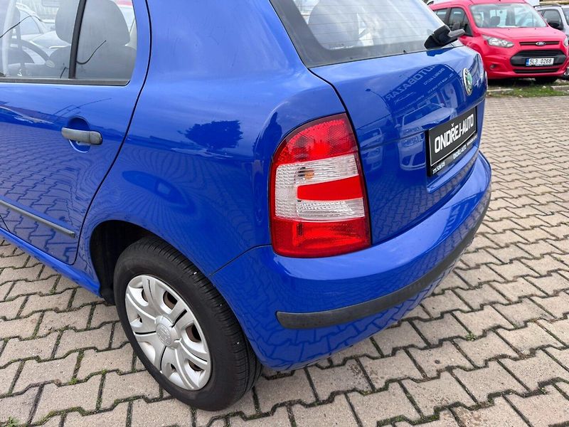 Škoda Fabia (2005) 1,2 HTP 40 KW STK - fotka 13 z 47