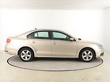 Volkswagen Jetta (2012) 1.2 TSI, Serv.kniha, Tempomat - náhled 6