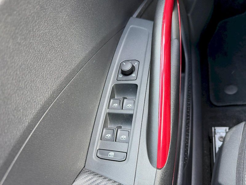 Škoda Fabia (2025) 1.5 TSI 110kW DSG Monte Carlo - fotka 10 z 35