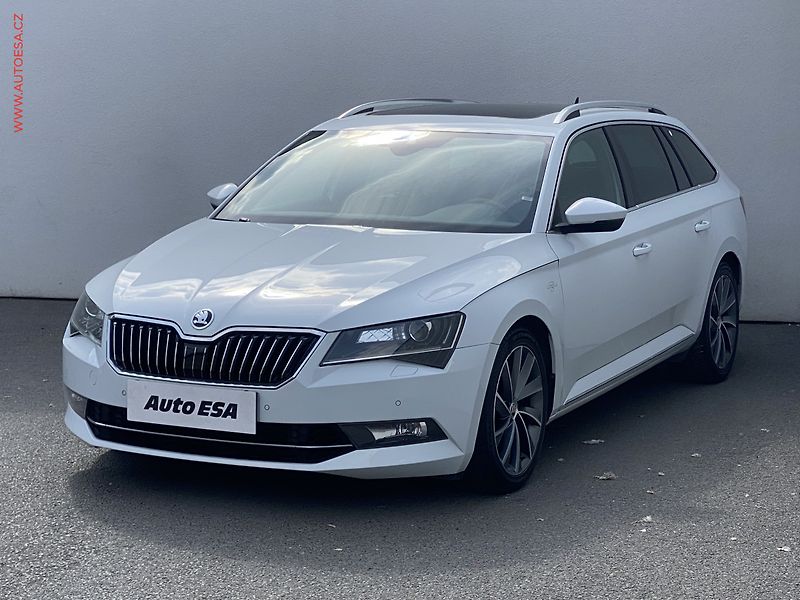 Škoda Superb (2018) 2.0 TSI 4x4, L&K, DSG, TZ - fotka 3 z 19