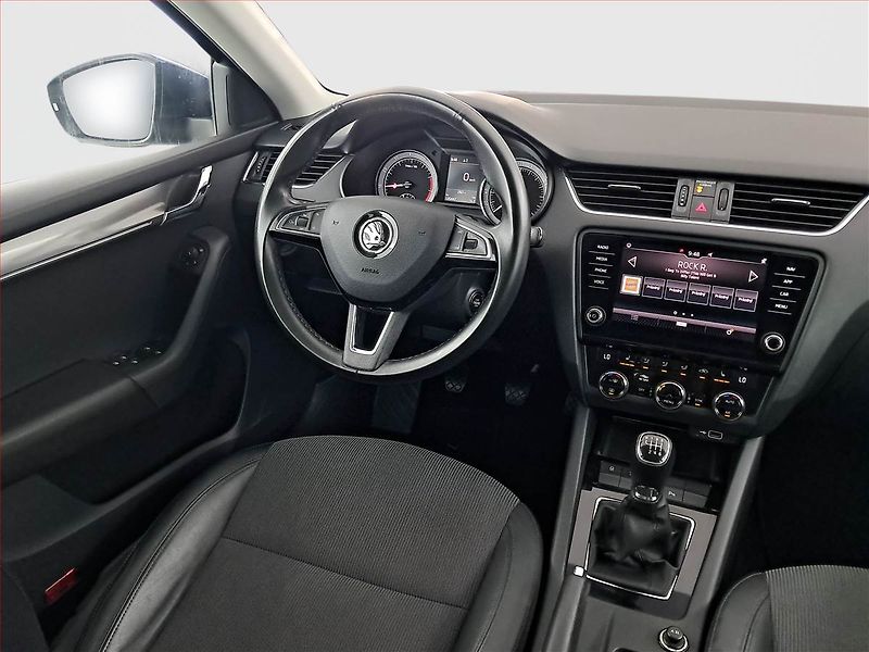 Škoda Octavia (2018) Style Plus 1.0 TSI, Serv.kniha - fotka 7 z 18