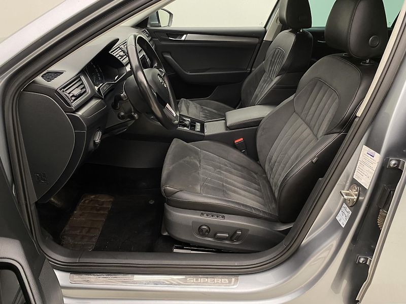 Škoda Superb 2.0TDI 140kW STYLE 4x4 DSG CZ - fotka 3 z 52