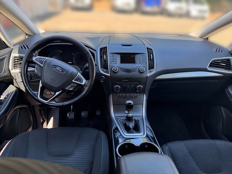 Ford S-MAX Business Edition - fotka 10 z 18