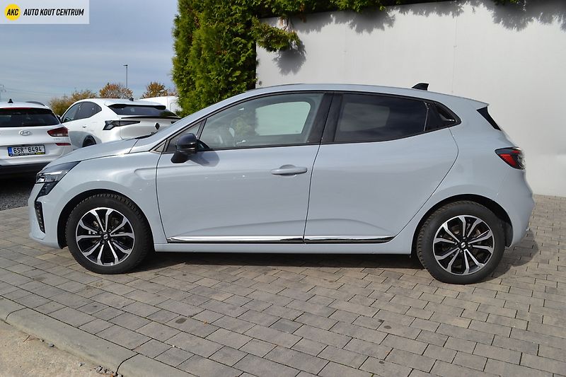 Renault Clio Techno TCe 90 - fotka 2 z 49