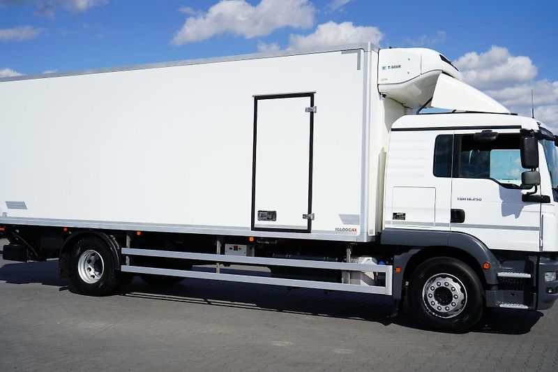 MAN TGM (2021) 18.250 / EURO 6 / CHŁODNIA + W - fotka 16 z 45