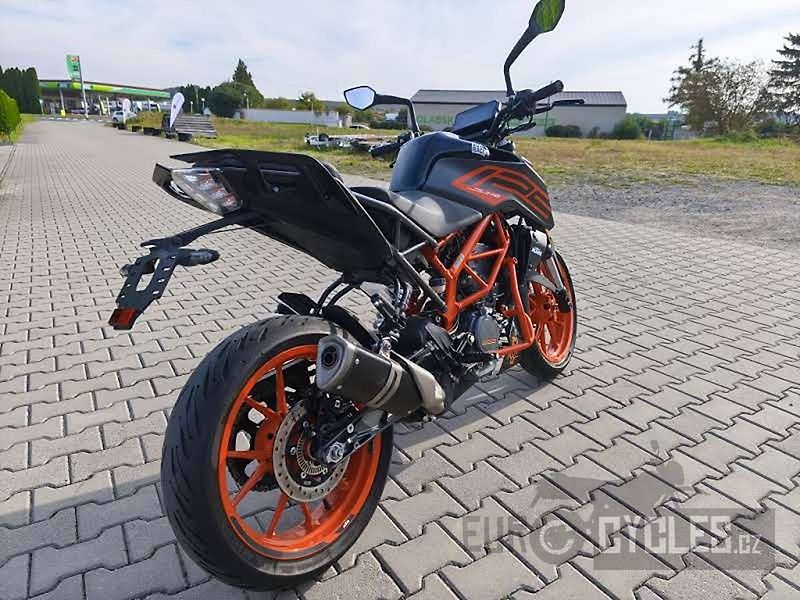 KTM 125 Duke (2021) - fotka 5 z 11