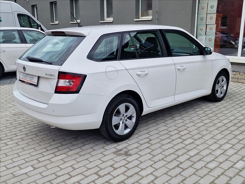 Škoda Fabia 1.0TSI Style,původ ČR,1.Maj. - fotka 11 z 50