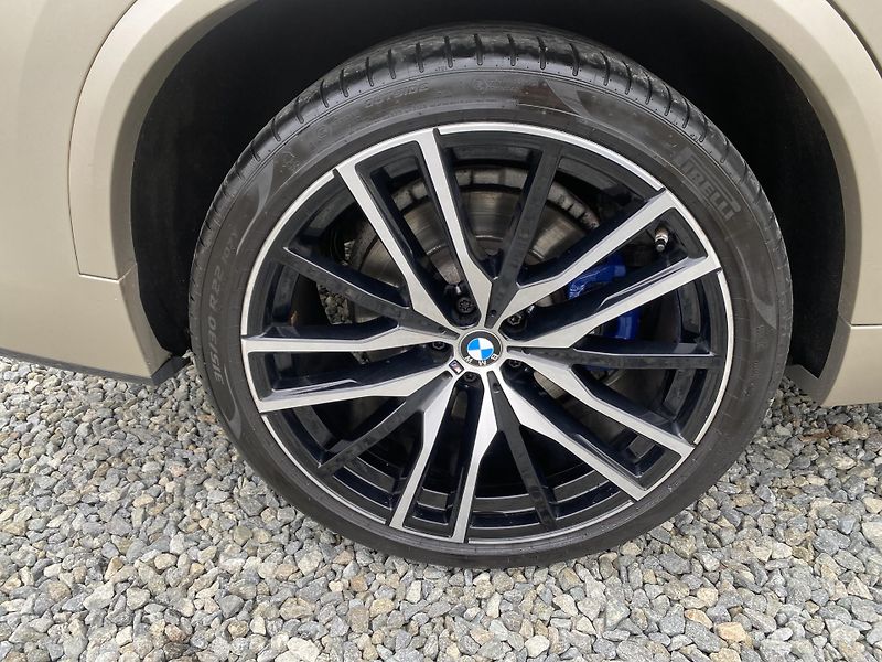 BMW X5 M50XD 4x4 400PS CZ DPH FULL 1A - fotka 52 z 171