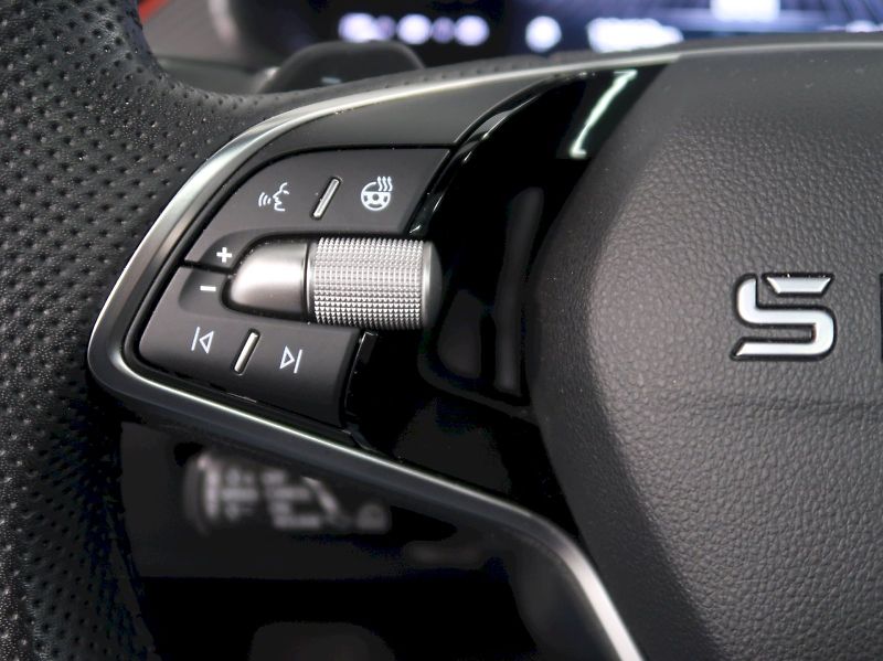 Škoda Scala (2025) MONTE CARLO 1.5TSI 110KW DSG P - fotka 21 z 40