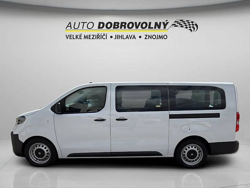 Opel Vivaro (2026) L2 (L) Combi 2.2 CDTi 180k AT8 - fotka 3 z 25