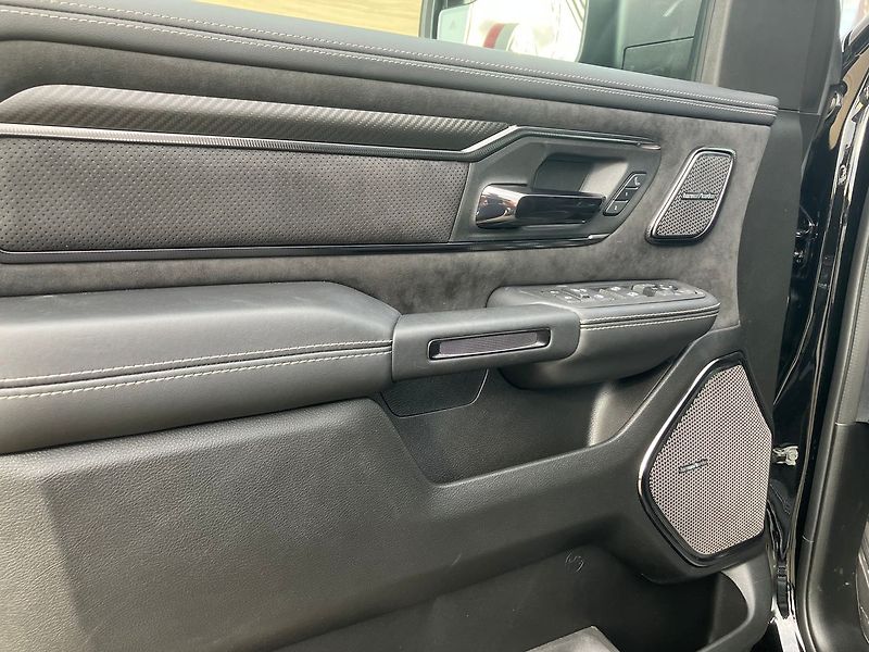 RAM 1500 (2025) 3.0 I6 548k RHO - fotka 23 z 56