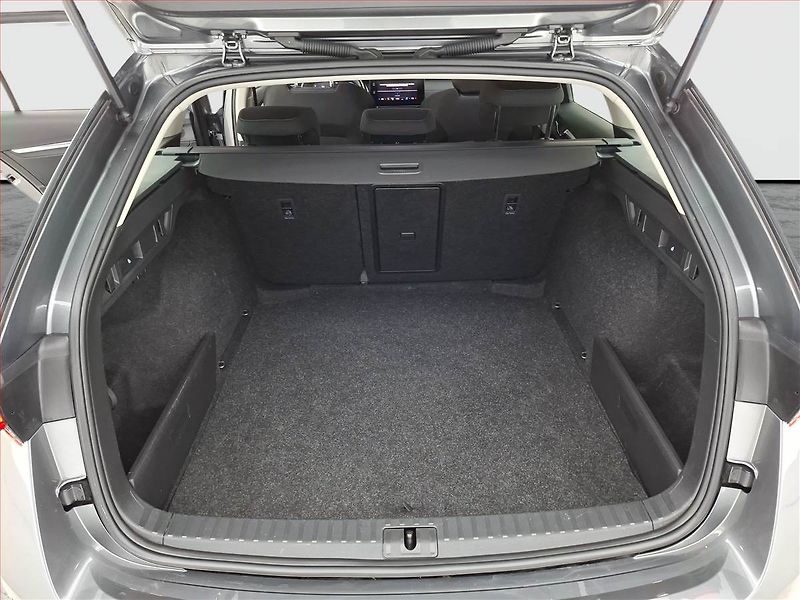 Škoda Octavia (2022) Style 2.0 TDI, ČR,1.maj - fotka 13 z 16