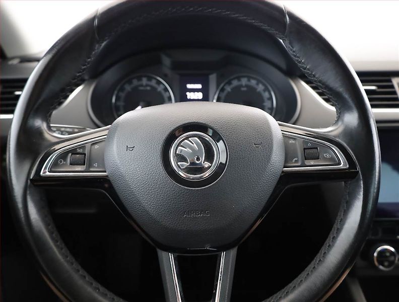 Škoda Octavia (2017) Ambition 2.0 TDI, Automat - fotka 8 z 21