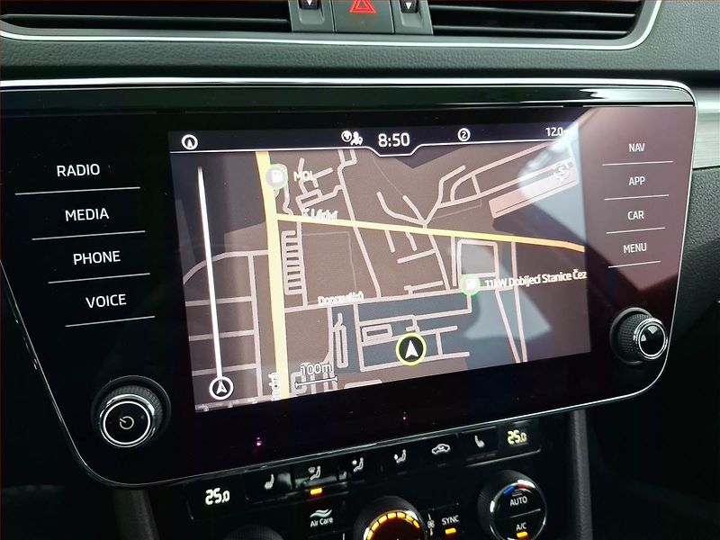 Škoda Superb (2022) Style 2.0 TDI - fotka 15 z 21