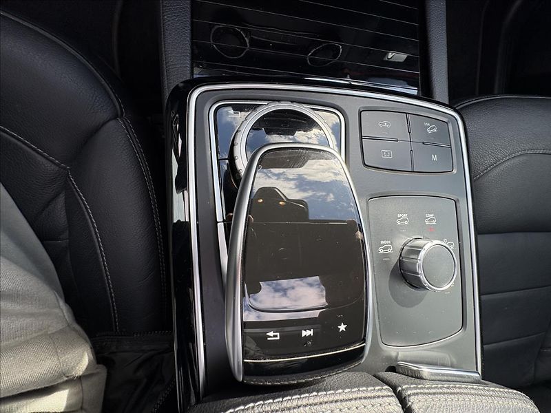 Mercedes-Benz GLE 5,0 500 AMG V8 Servis MB,Top - fotka 13 z 61