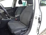Volkswagen Golf (2022) 1,0TSi /81kW Variant Life - náhled 23