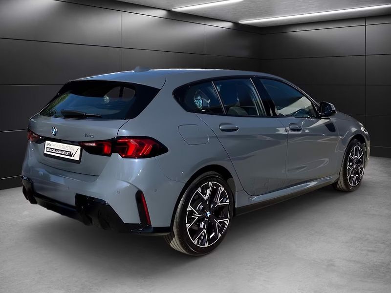 BMW Řada 1 120 M-Sport design Kam DrivAs - fotka 3 z 14