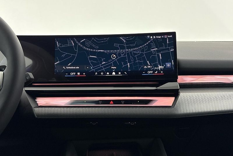 BMW Řada 5 540d xDrive Touring - fotka 9 z 17