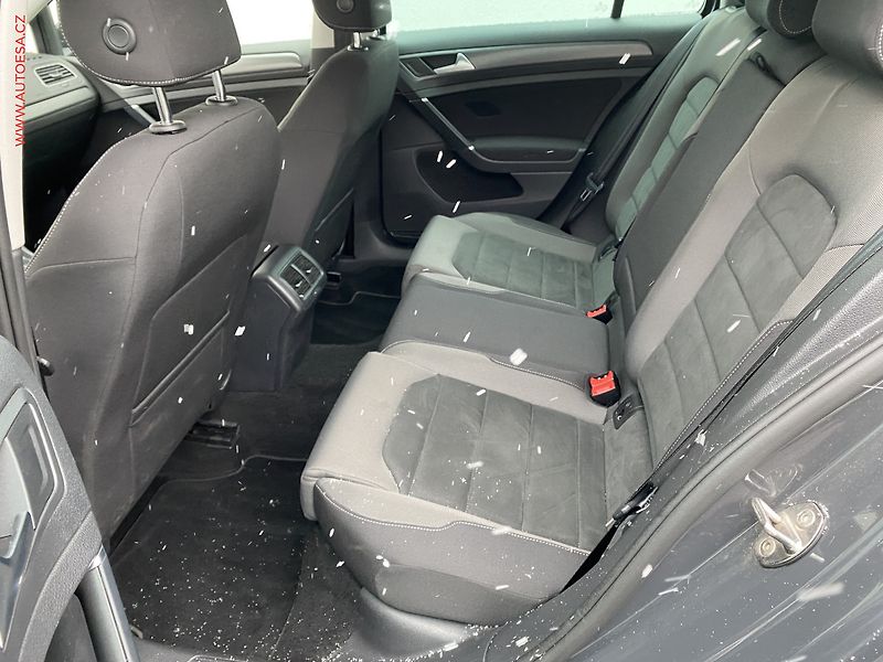 Volkswagen Golf (2019) 1.6 TDi, Comfortline, DSG - fotka 10 z 17
