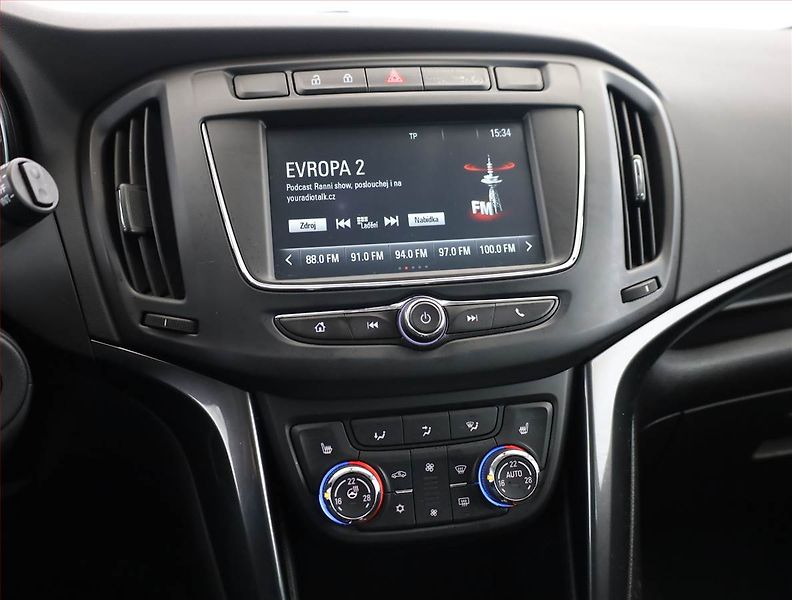Opel Zafira (2018) 2.0 CDTI, 7 míst, ČR,1.maj - fotka 10 z 19