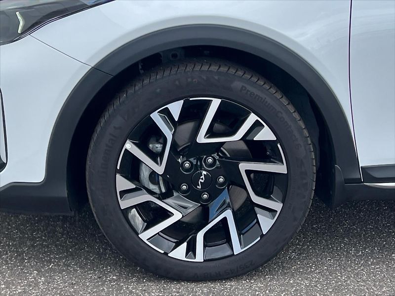 Kia XCeed 1,6 T-GDi 132kW 7DCT STEEL EDI - fotka 12 z 26