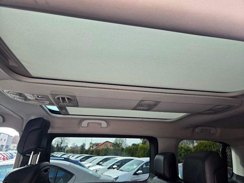 Peugeot Traveller (2016) 2.0 HDi DPH - fotka 15 z 24