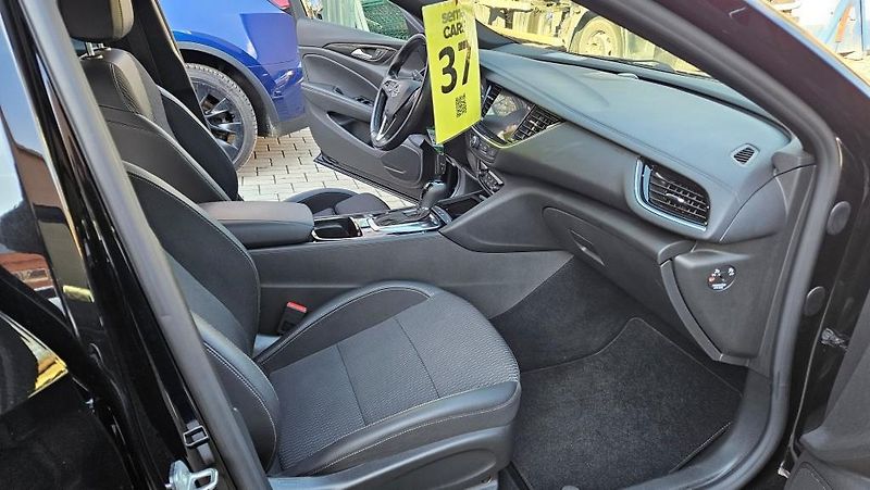 Opel Insignia (2021) 2.0i Turbo 125 kW AT9 Elegance - fotka 13 z 31