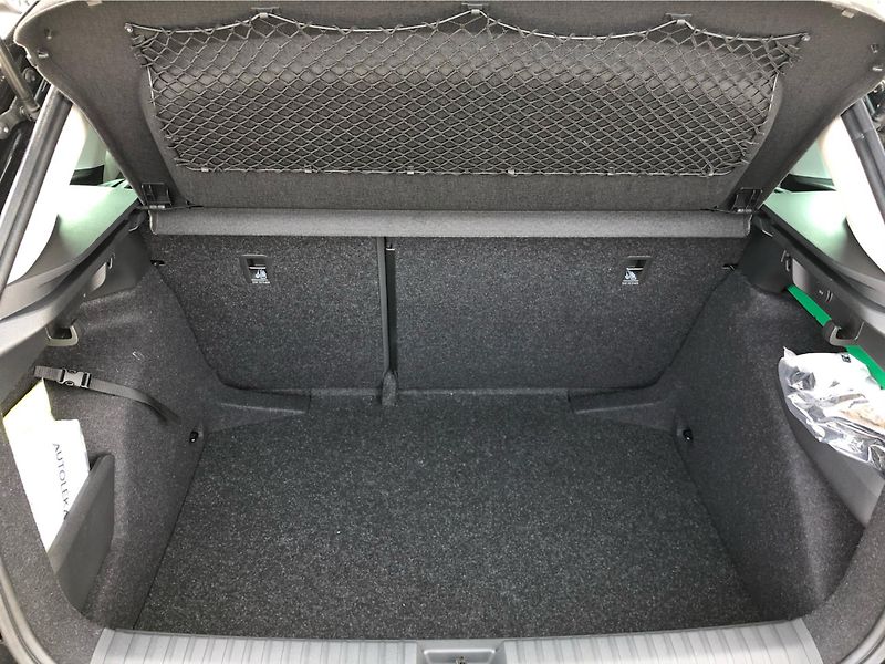 Škoda Kamiq 1,0TSI - fotka 13 z 28