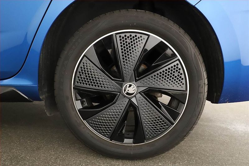Škoda Scala (2026) 1.0 TSI, Monte Carlo - fotka 17 z 17