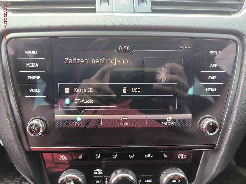 Škoda Octavia (2018) 1.6 TDi, 2.maj,ČR, Style - fotka 12 z 22
