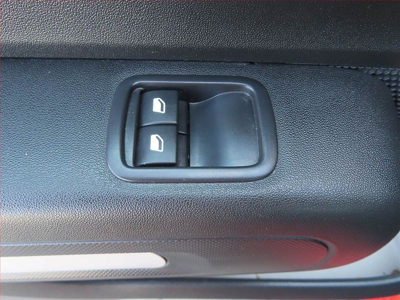 Citroën C3 (2021) 1.2 PureTech, Serv.kniha - fotka 15 z 19