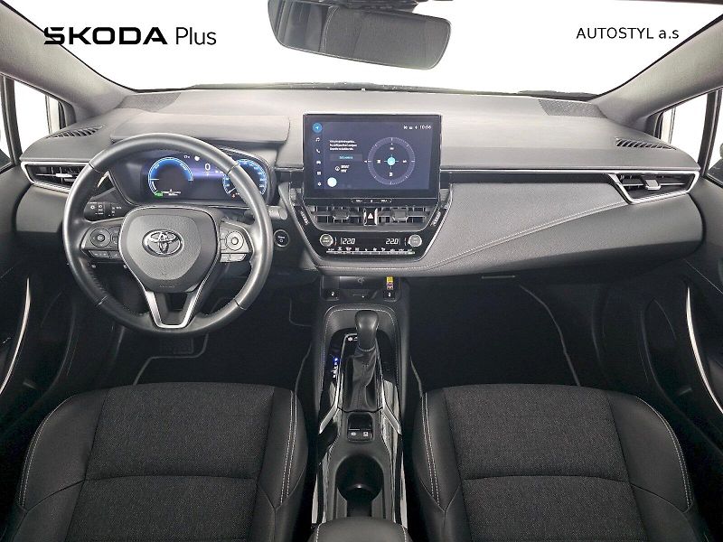 Toyota Corolla (2024) TS 1.8HEV 140k Style - fotka 5 z 28