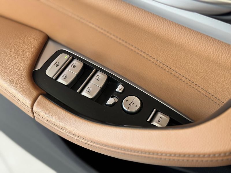 BMW X3 30d xDrive*X-LINE*LED*KeyLess - fotka 32 z 41