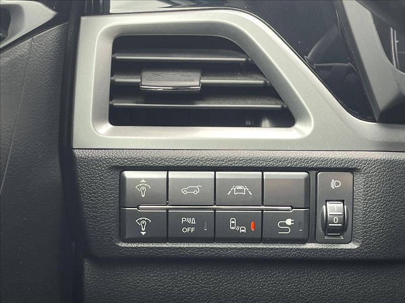SsangYong Korando 1,5 TGDI  Premium AT 4WD CZ - fotka 15 z 28