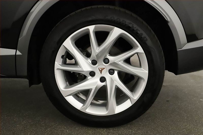 Cupra Formentor (2024) 1.5 TSI - fotka 12 z 15