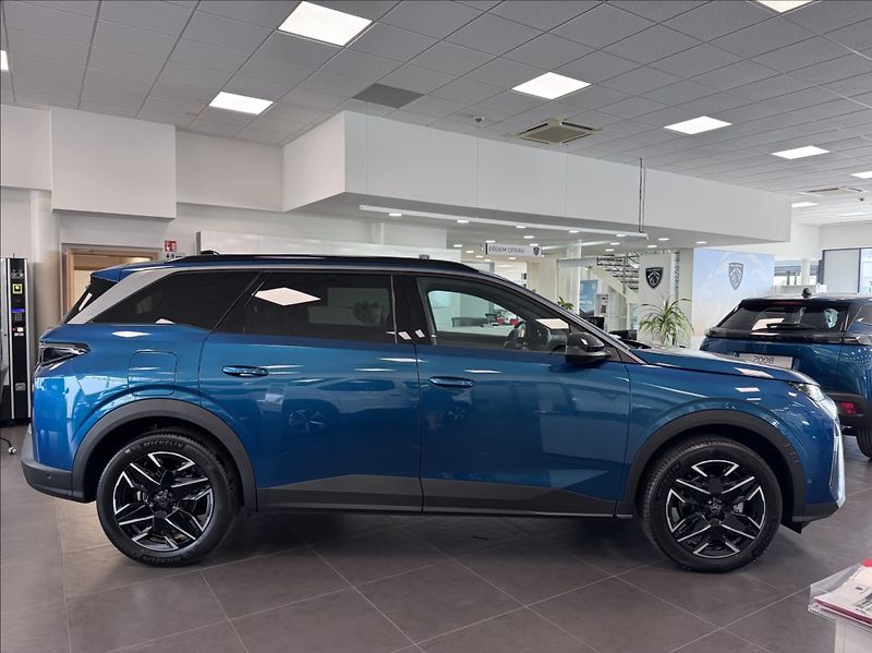 Peugeot 5008 (2026) 1,2 BUSINESS Hybrid 145 e-DCS6 - fotka 5 z 7