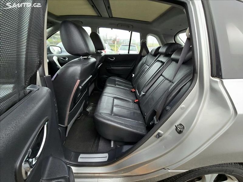 Renault Koleos (2008) 2,0 dCi 16V 150 - fotka 11 z 21