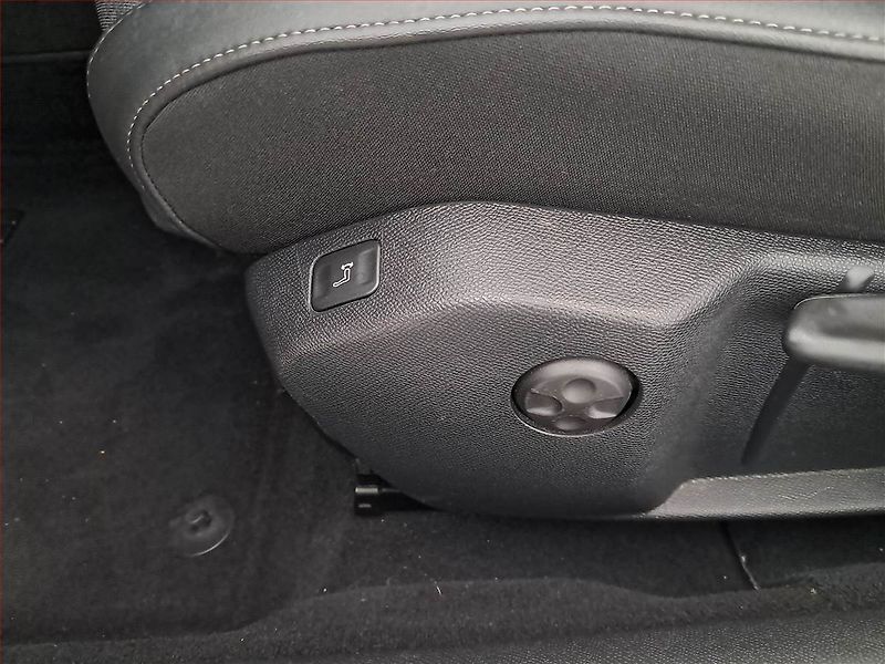 Peugeot 508 (2021) 1.6 PureTech, Automat - fotka 22 z 23