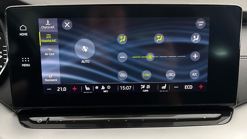 Škoda Octavia 1.4 TSI iV DSG Ambition - fotka 23 z 27