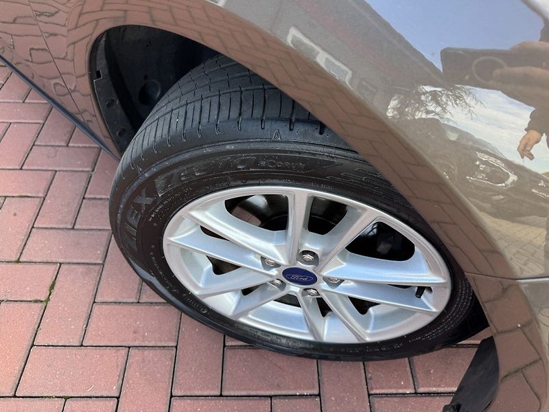 Ford Focus (2017) 1.6 Ti-VCT Digi Klima Tempomat - fotka 41 z 45