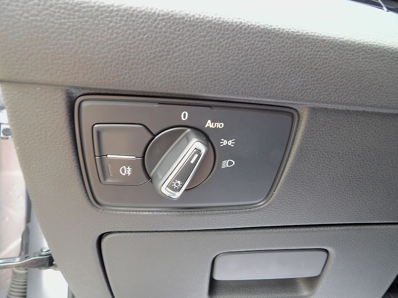 Volkswagen Arteon Shooting Brake 2.0TDI DSG 4Motion Rline Tažné - fotka 19 z 36