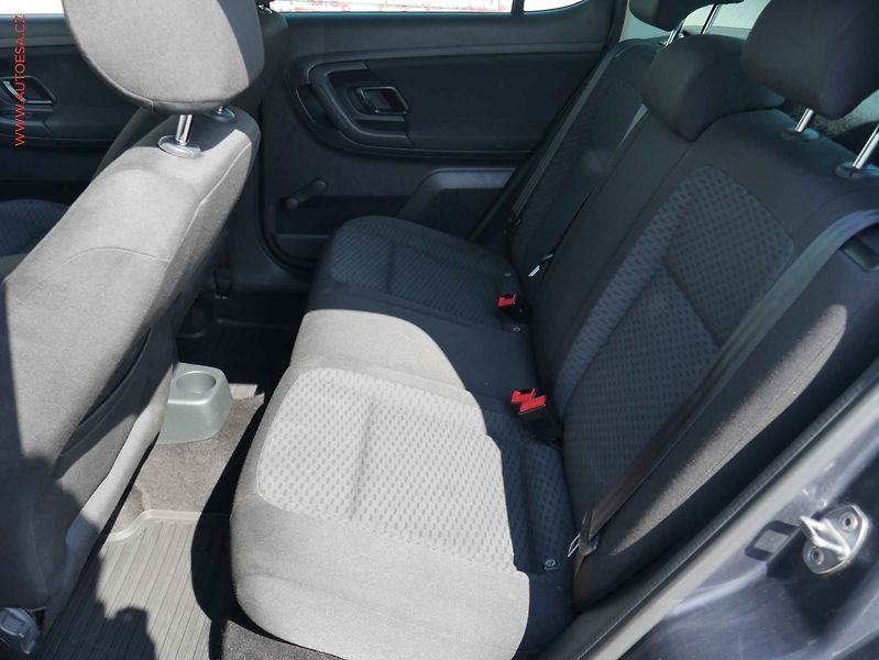 Škoda Fabia (2012) 1.2 12V, ČR, servis.kniha, AC - fotka 10 z 12