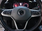 Volkswagen Golf (2022) Life 2.0 TDI, Automat - náhled 21