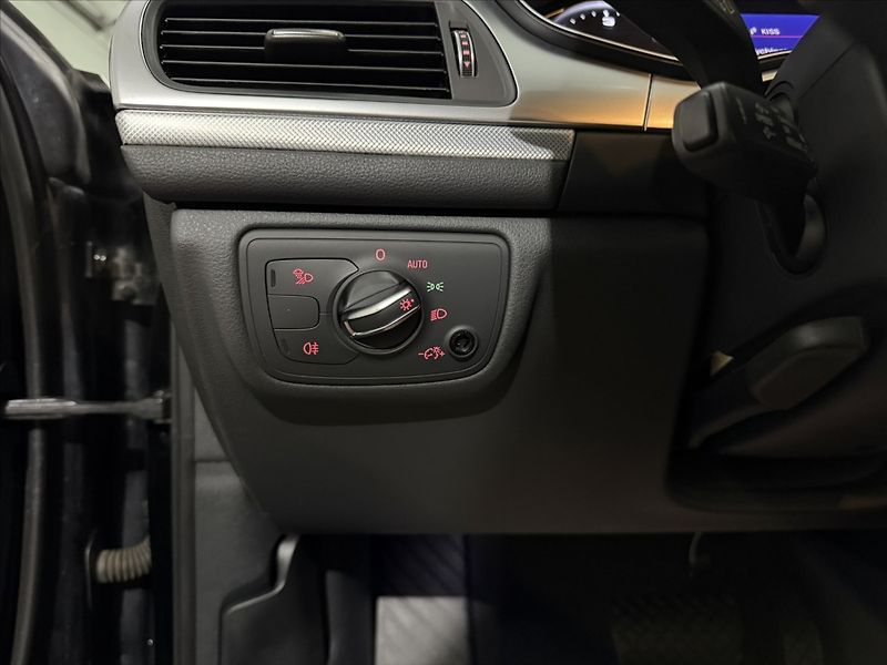 Audi A6 Allroad 3,0   TDI MATRIX KAMERA ALCA - fotka 14 z 37