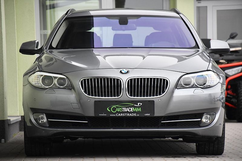 BMW Řada 5 530d xDrive ČR 2xKOLA - fotka 9 z 47