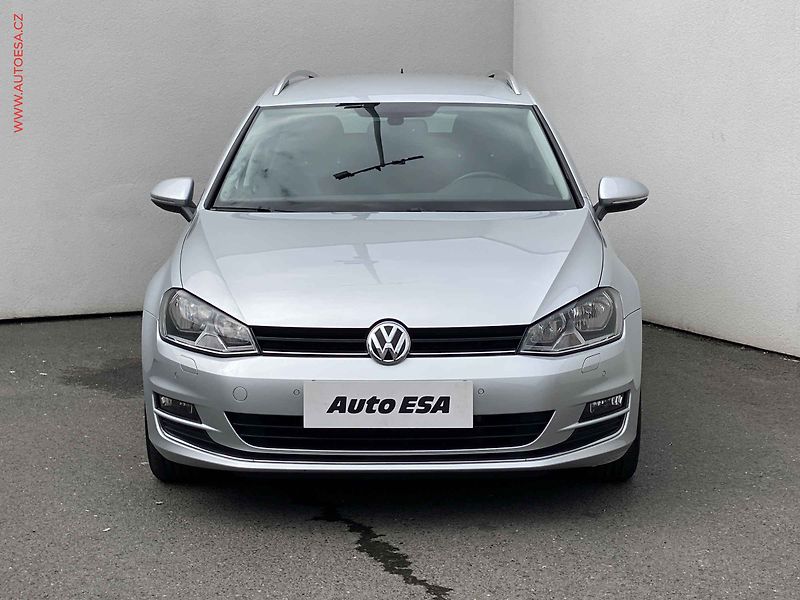 Volkswagen Golf (2015) 1.6 TDi, Lounge, DSG, +kola - fotka 2 z 18